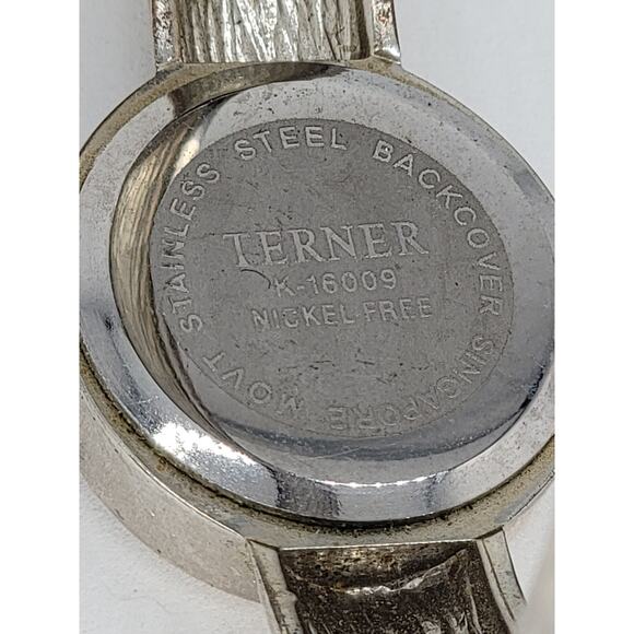 Terner K16009 Women\'s Minimalist Vintage Bangle Watch